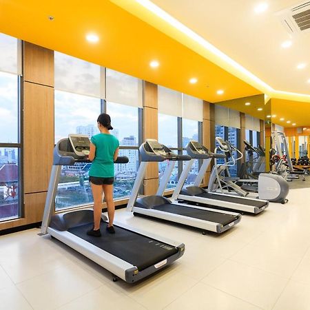 Rivergate Apartment - Gym & Pool Хошимін Екстер'єр фото